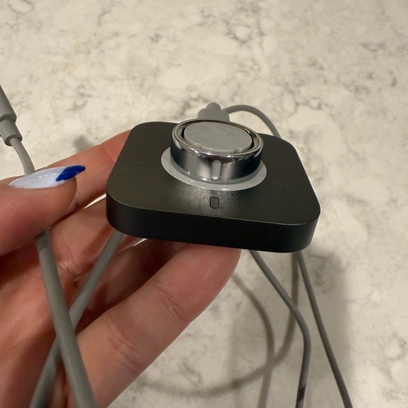 Oura Silver Ring - Picture 2 of 6